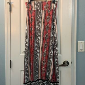 Maxi skirt